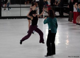 Paulina tańczy w „Minus 2” Ohada Naharina!